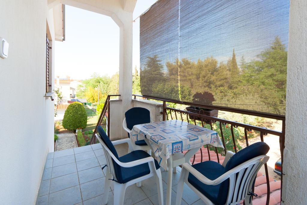 Apartments Graziella Porec Exterior photo