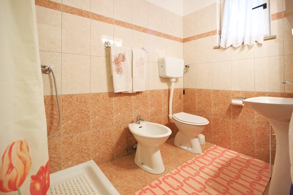 Apartments Graziella Porec Exterior photo