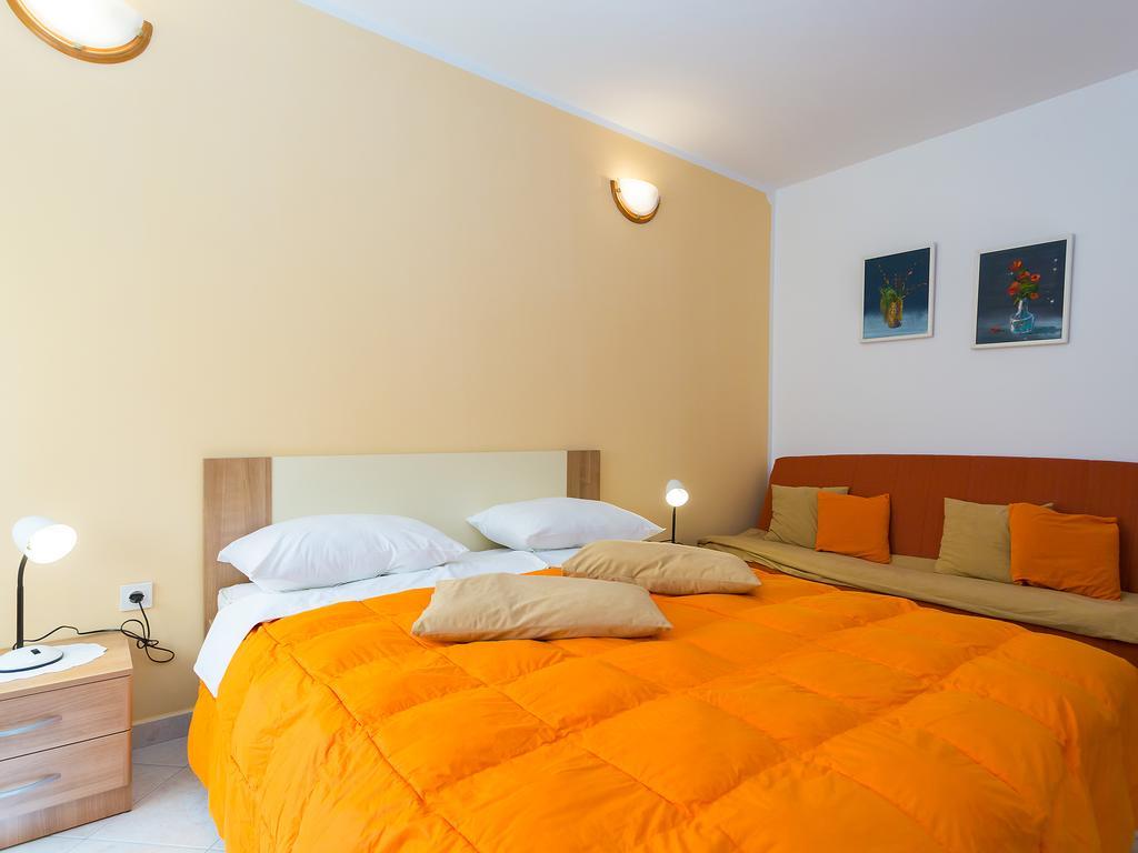 Apartments Graziella Porec Exterior photo